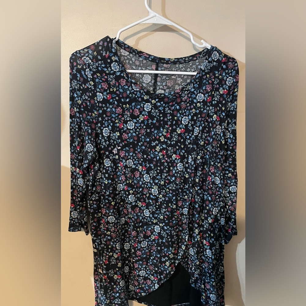 Motherhood, maternity, nursing top
